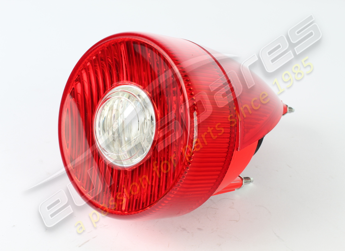 NUOVO (ALTRO) FERRARI FANALE POSTERIORE ESTERNO SINISTRO. NUMERO PARTE 193181 (3) nuovo (altro) ferrari fanale posteriore esterno sinistro. numero parte 193181 (3)