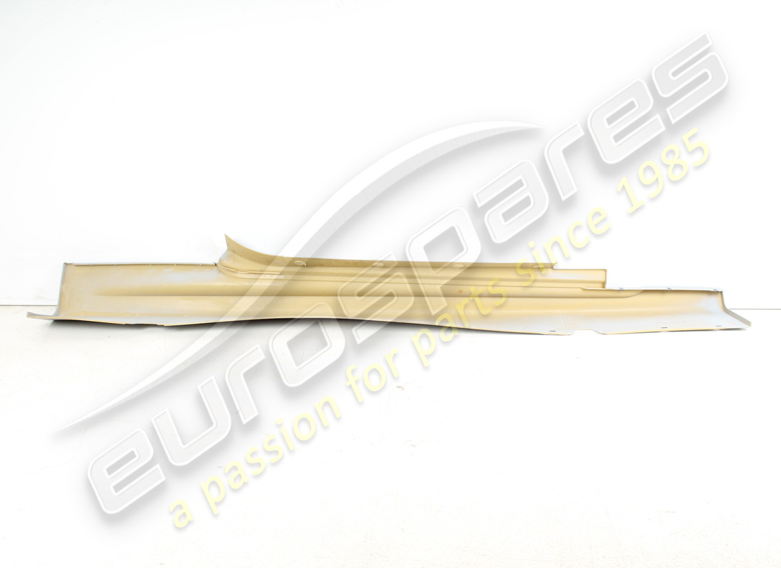 nuova maserati gonna laterale sx mc stradale. codice articolo 83535900 (2)