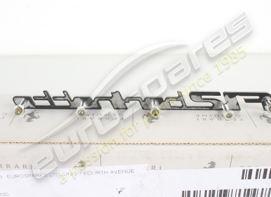new ferrari f12 berlinetta badge. part number 85045100 (3)