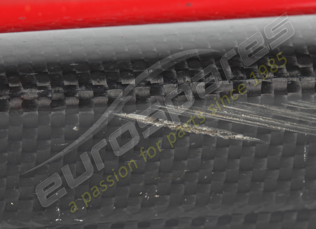 rivestimento sottoporta sx usato ferrari. numero parte 86936410 (22)