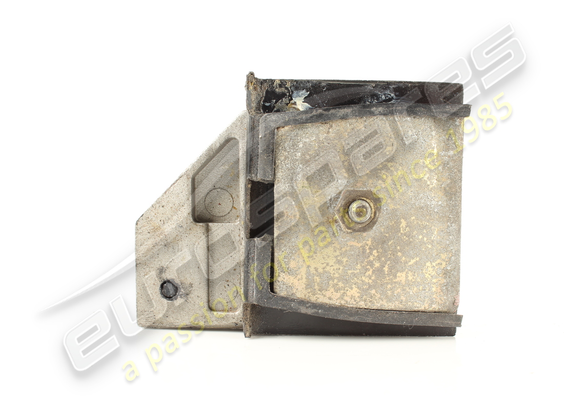 guida runner dx usata ferrari. numero parte 63853600 (2)