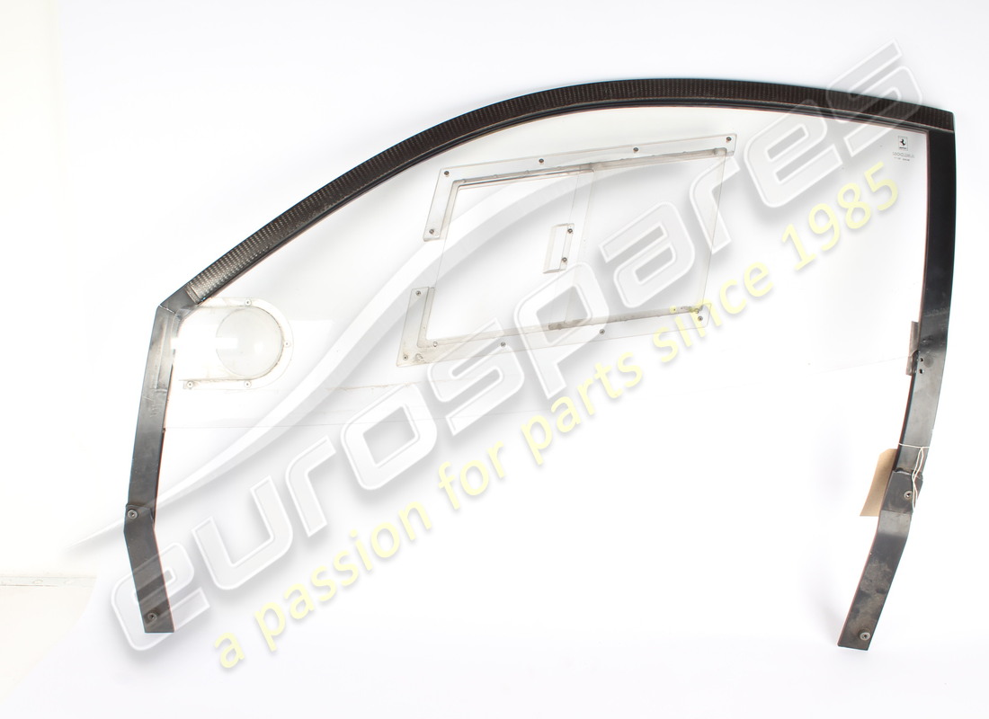 danneggiato ferrari telaio finestra sx completo con codice 83718000