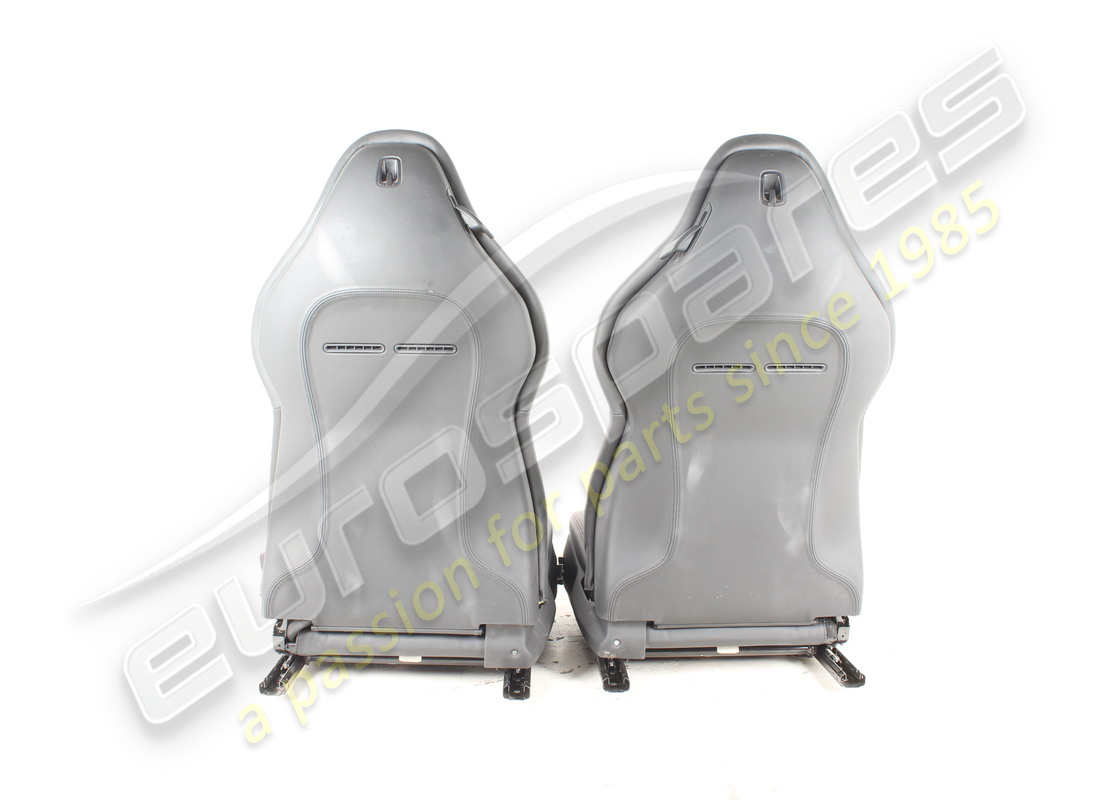 usato ferrari ferrari 296 coppia di posti a sedere stile std, completamente elettrici con ventilato. numero parte eap1481236 (3)