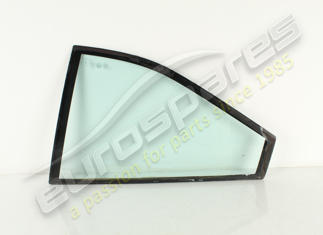 VETRO FANALE POSTERIORE SX USATO Ferrari COLORE BLU. NUMERO PARTE 60637600 (1)