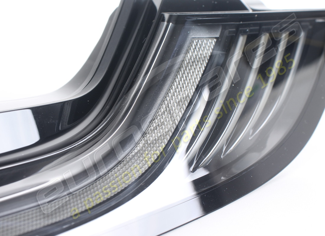 NUOVA PORSCHE LUCE POSTERIORE. NUMERO PARTE 9P5945092B (4) nuova porsche luce posteriore. numero parte 9p5945092b (4)