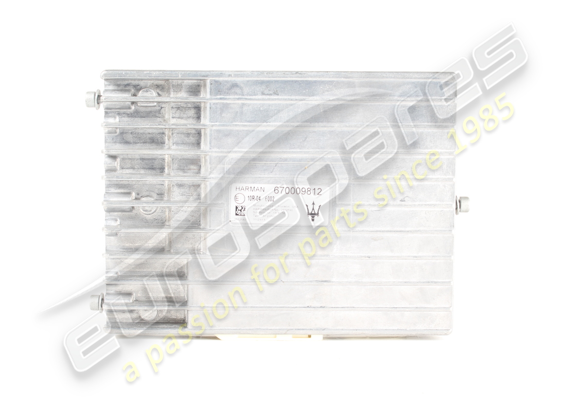 AMPLIFICATORE COMPLETO Maserati USATO 8-CHANNELS . NUMERO PARTE 670009812 (1)