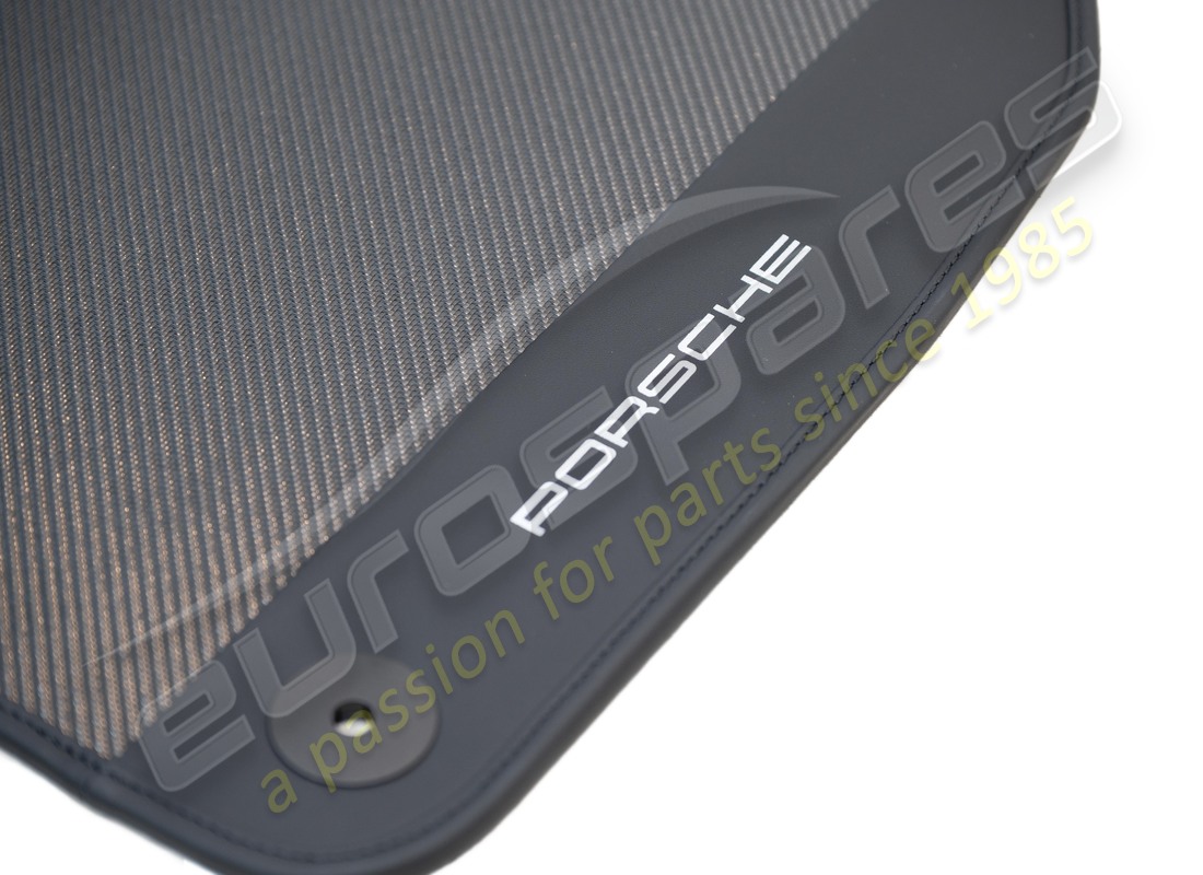 NUOVO PORSCHE CARBONIO TAPPETINI CON BORDO IN PELLE. NUMERO PARTE 9Y0044844 (2) nuovo porsche carbonio tappetini con bordo in pelle. numero parte 9y0044844 (2)