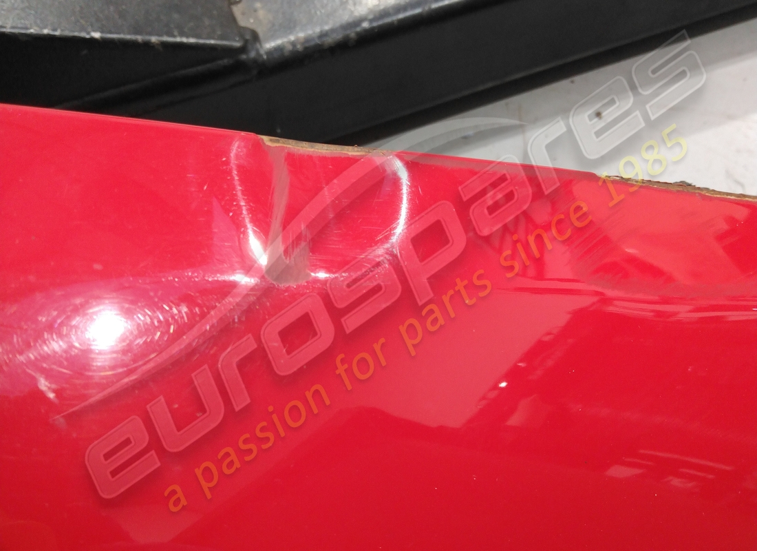 parafango anteriore destro completo ferrari danneggiato. numero parte 63962100 (5)