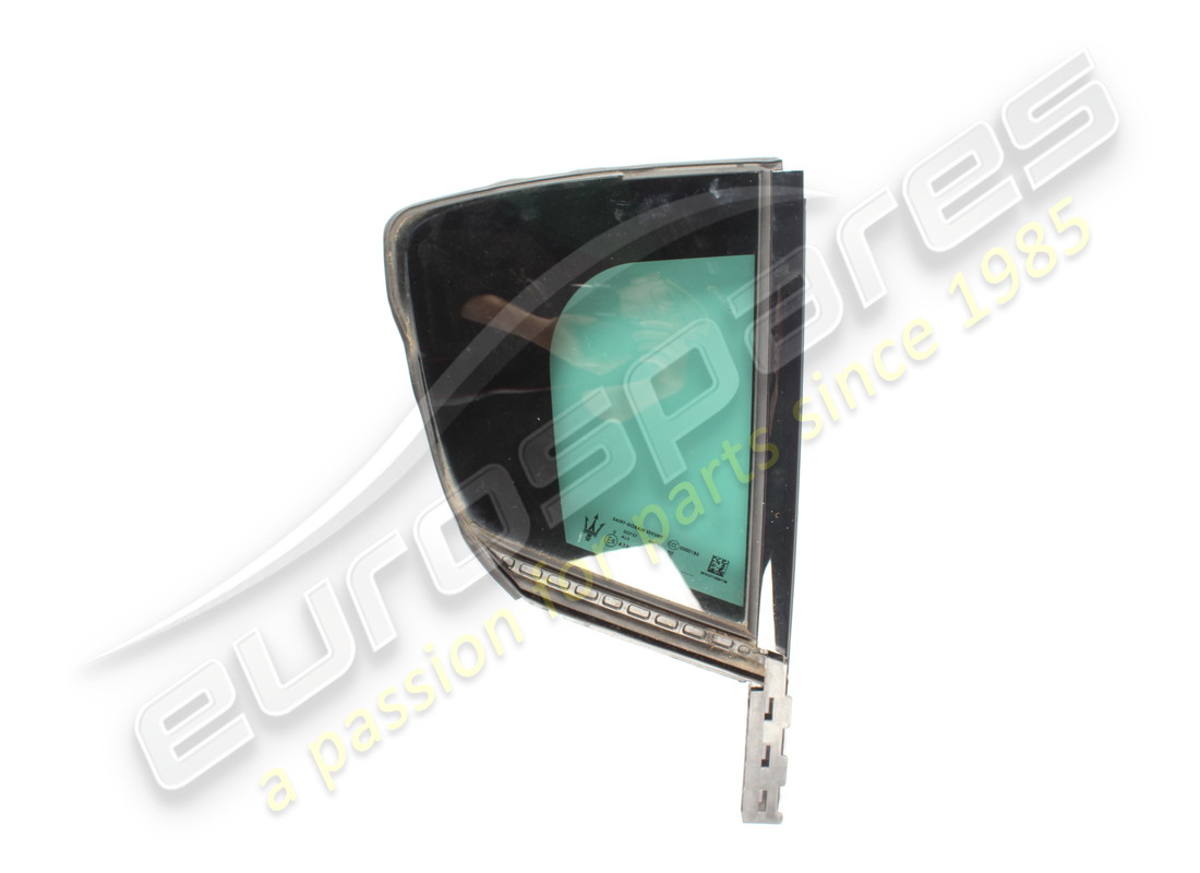 USED MASERATI RH REAR QUARTER WINDOW . PART NUMBER 670157145 (1)