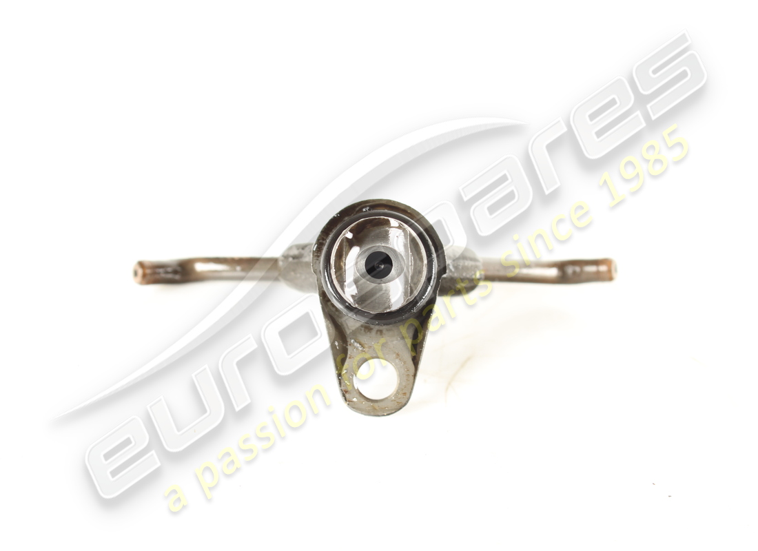 RACCORDO BARRA SPRUZZATRICE USATO Ferrari . NUMERO PARTE 137607 (1)