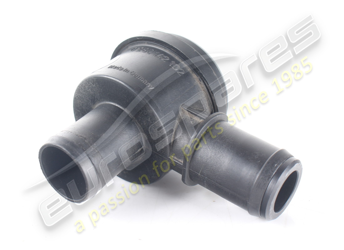 VALVOLA DI BYPASS USATA MASERATI SU TURBOCOMPRESSORE. NUMERO PARTE 571365700 (1) valvola di bypass usata maserati su turbocompressore. numero parte 571365700 (1)