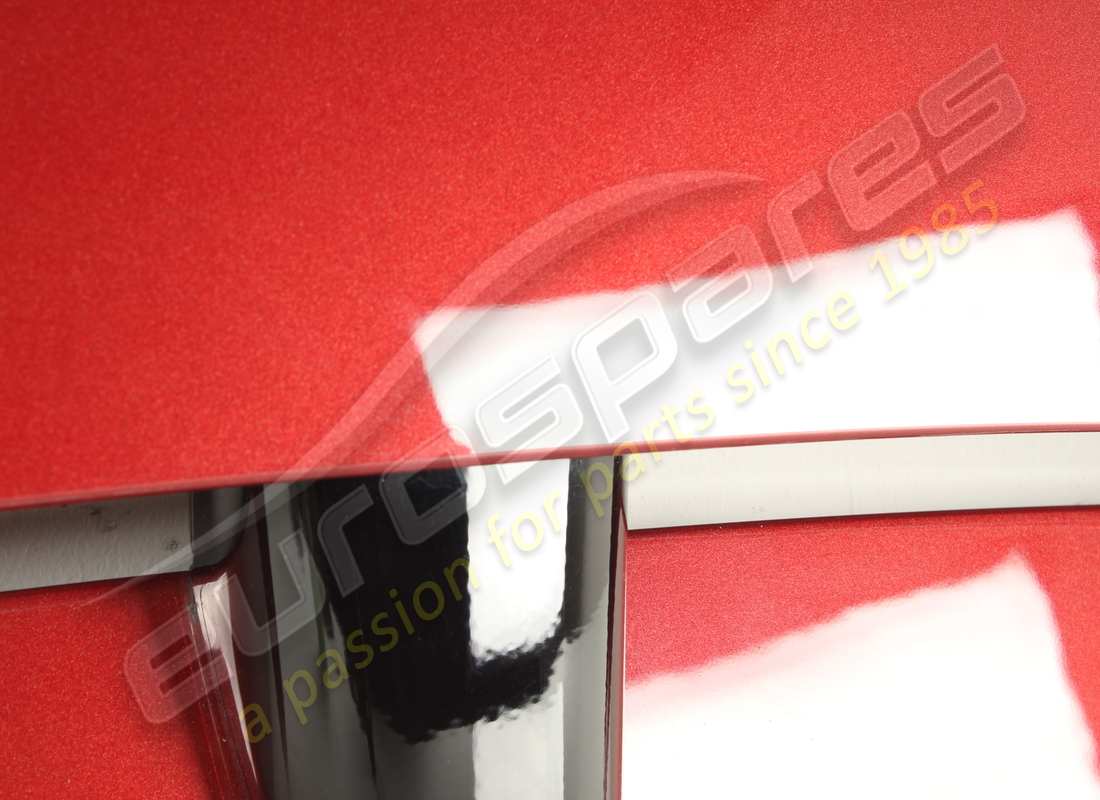 spoiler posteriore completo con telecamera usato ferrari. codice articolo eap1552607 (3)