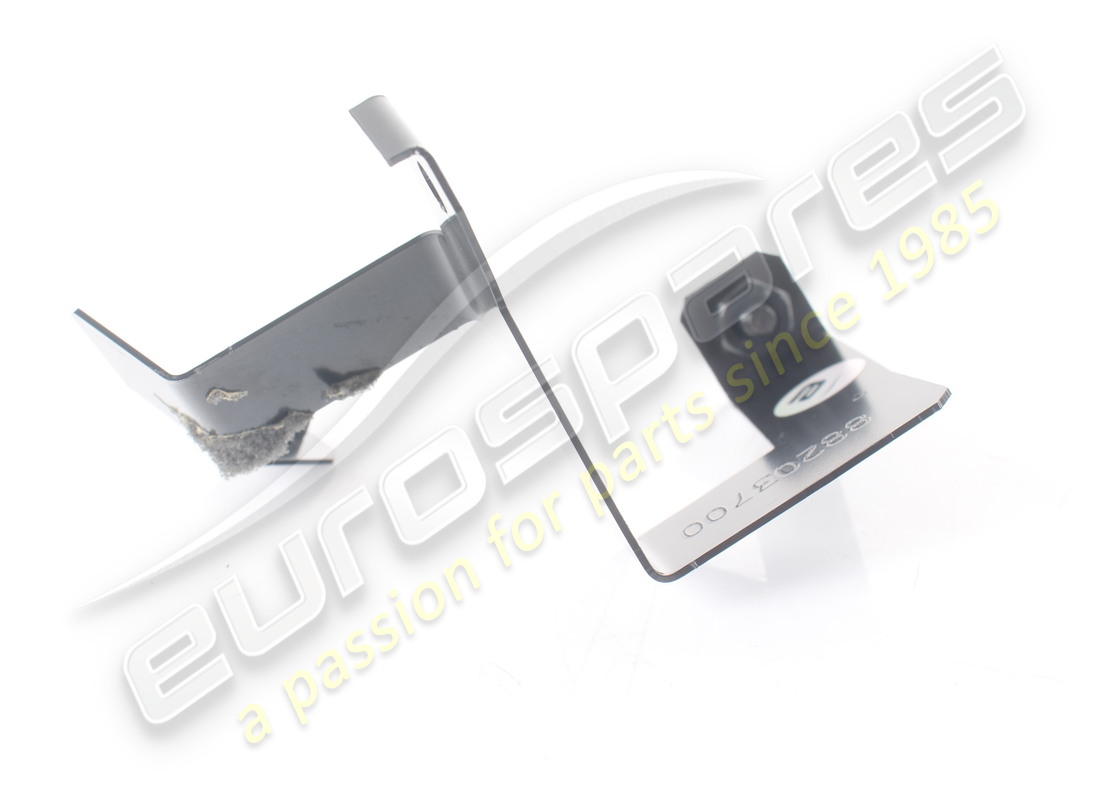 CONDOTTO DELL'ARIA SUPERIORE LATO GUIDA B USATO FERRARI. NUMERO PARTE 88203700 (2) condotto dell'aria superiore lato guida b usato ferrari. numero parte 88203700 (2)