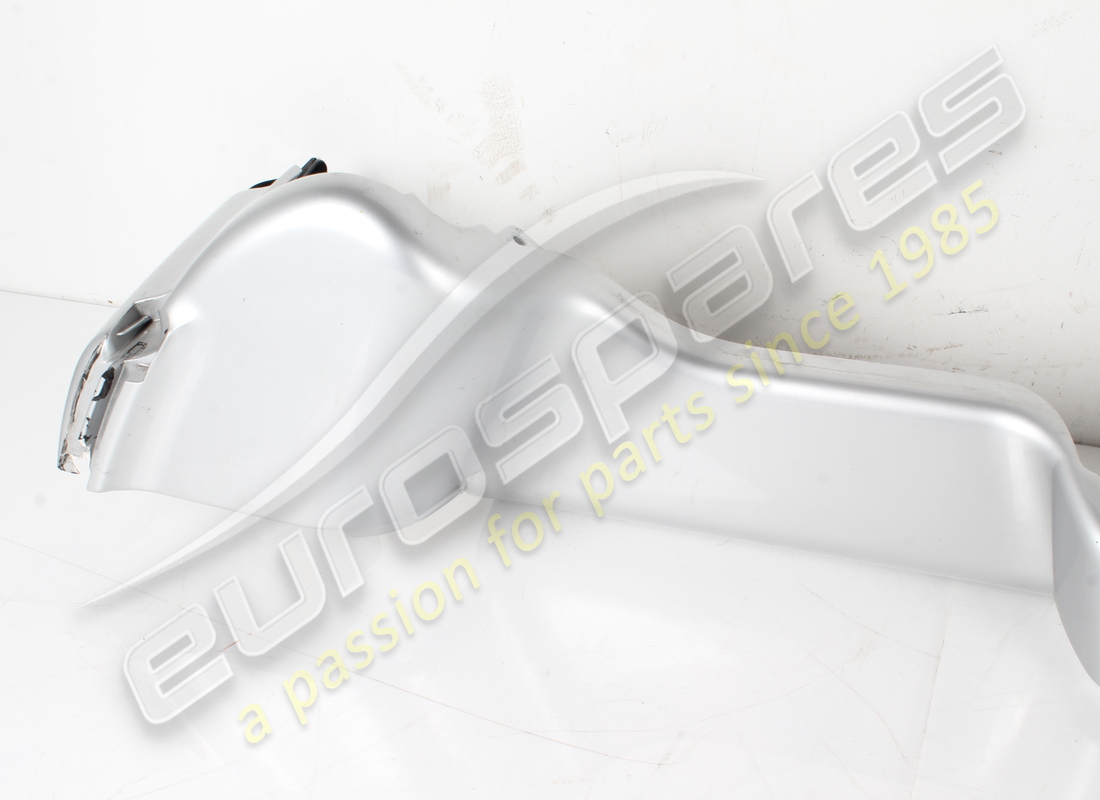 copertura barra roll-bar anteriore usata ferrari. numero parte 66461800 (2)