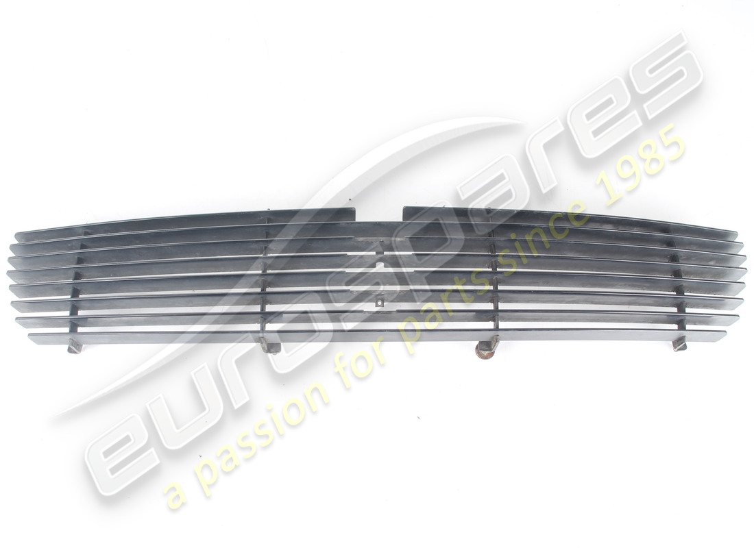 GRIGLIA DEL RADIATORE DEL COPERCHIO DEL COMPONENTE MOTORE USATA Maserati NUMERO PARTE 378300300 (1)