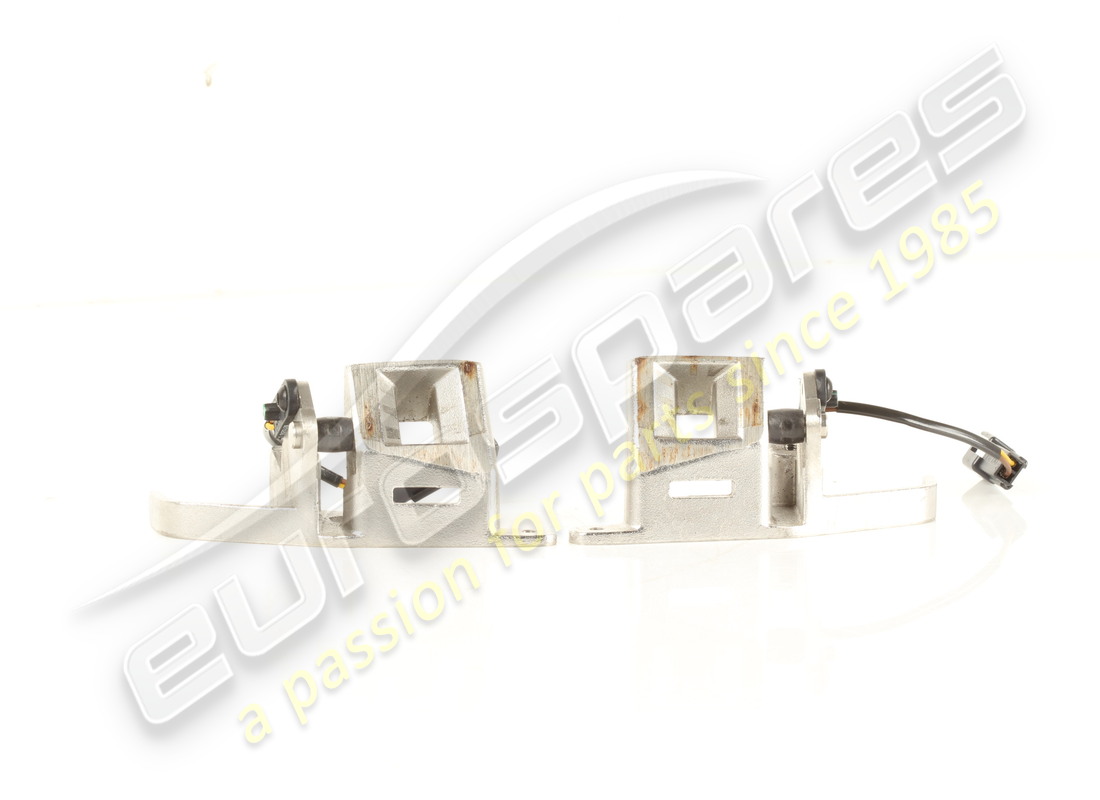 usato ferrari kit chiusura anteriore sinistra e destra. numero parte 70001633 (6)