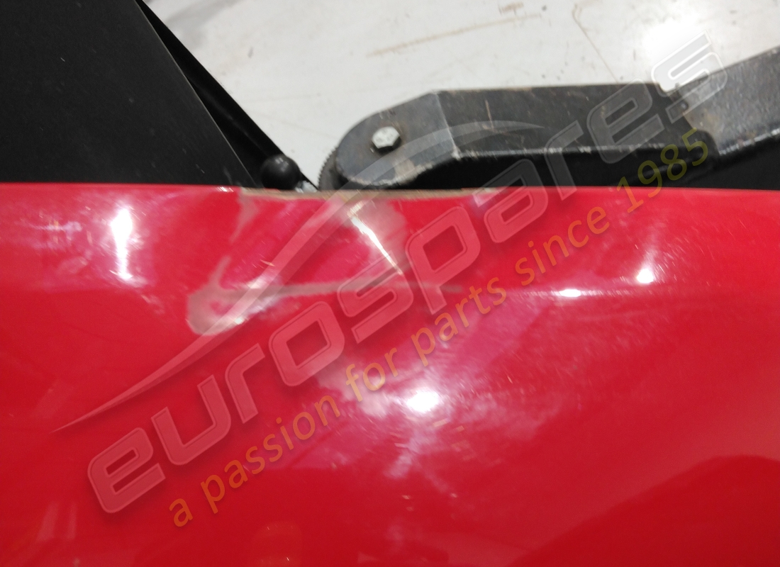 parafango anteriore destro completo ferrari danneggiato. numero parte 63962100 (4)
