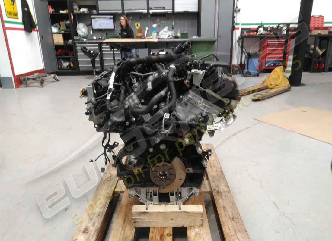 motore ghibli maserati usato v6 275/250 hp (numero parte di. 46334874 (4)