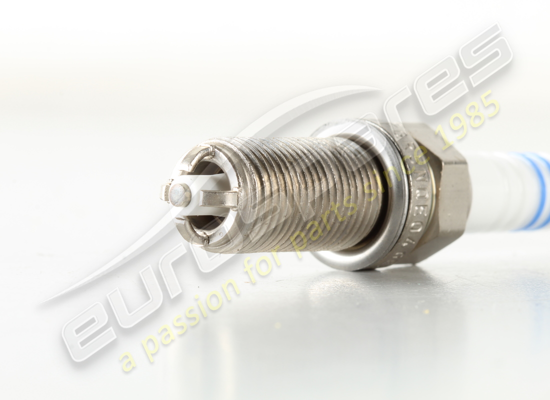 NUOVA CANDELA BOSCH. NUMERO PARTE 99917013090 (2) nuova candela bosch. numero parte 99917013090 (2)