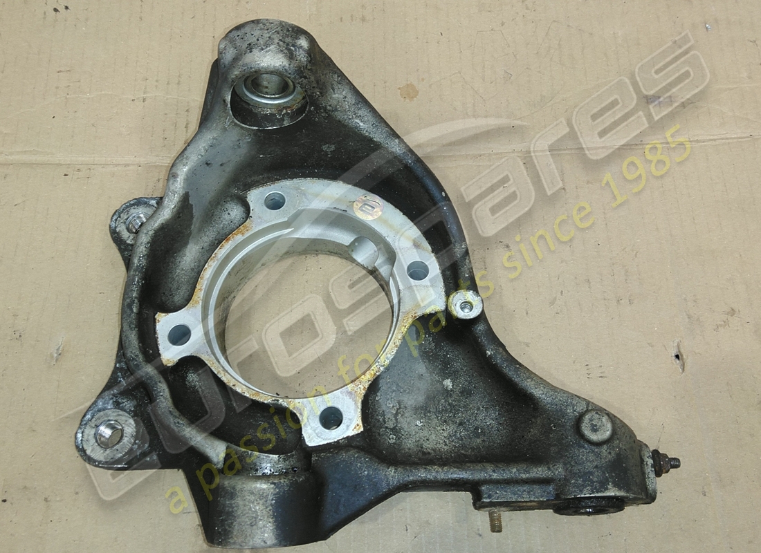 USATO Ferrari ASSE SX. NUMERO PARTE 165690 (1)