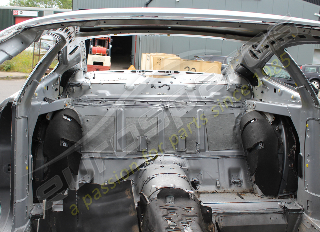 EUROSPARES TELAIO POSTERIORE E CARROZZERIA USATI. NUMERO PARTE EAP1480018 (4) eurospares telaio posteriore e carrozzeria usati. numero parte eap1480018 (4)