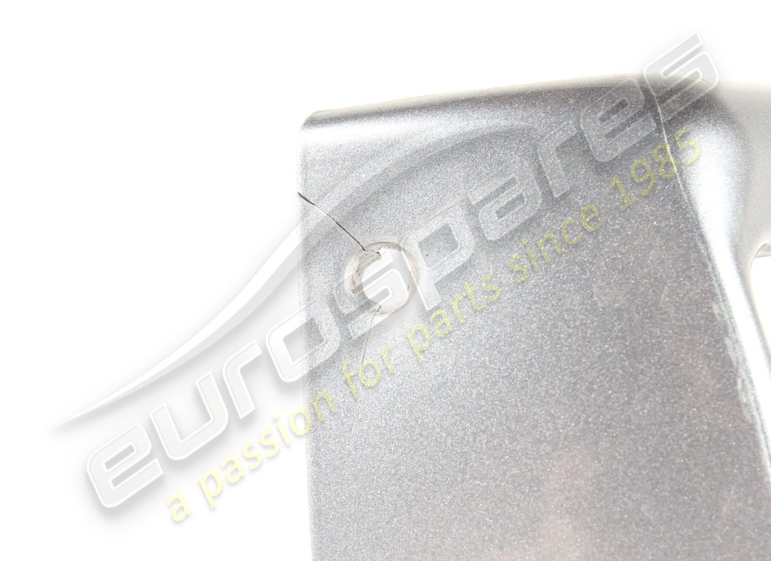 telaio fanale sx usato ferrari. numero parte 65412110 (4)