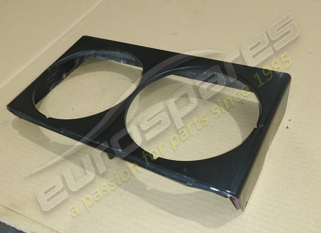 COPERCHIO IN PLASTICA DELLA LAMPADA FRONTALE SINISTRA USATO Ferrari . NUMERO PARTE 40109506 (1)