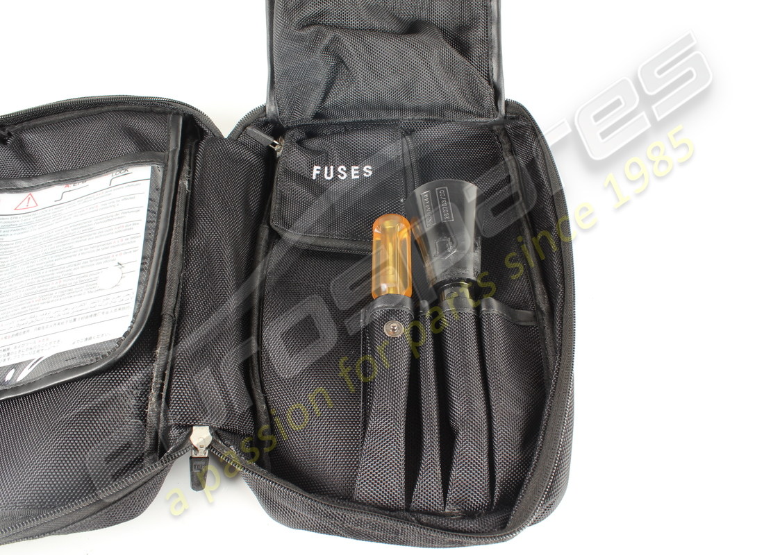 borsa kit attrezzi completa ferrari usata. numero parte 285935 (5)