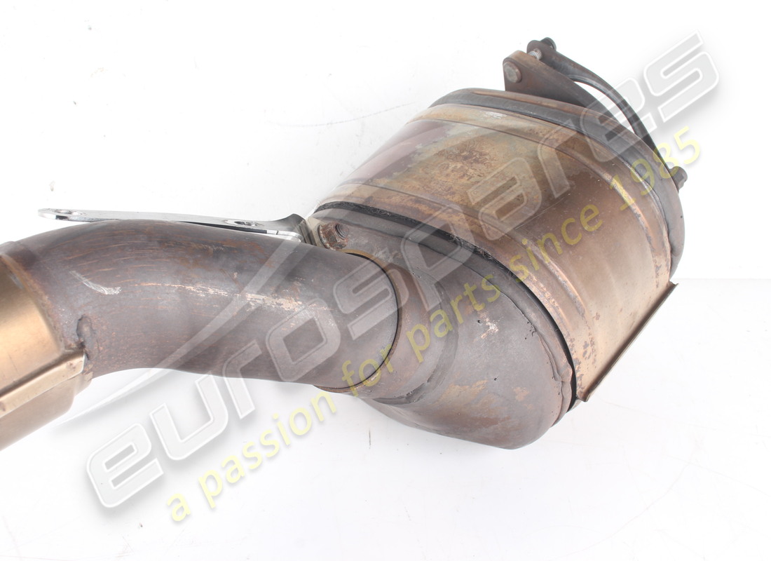 USATO FERRARI CONVERTITORE CATALITICO COMPLETO SX. NUMERO PARTE 273320 (5) usato ferrari convertitore catalitico completo sx. numero parte 273320 (5)