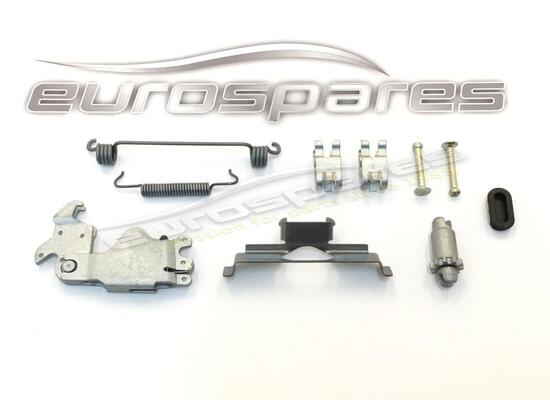 nuovo maserati kit accessori e fissaggi codice articolo 673000034