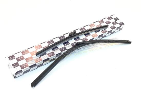 nuovo maserati set tergicristallo lhd numero di parte 673008176