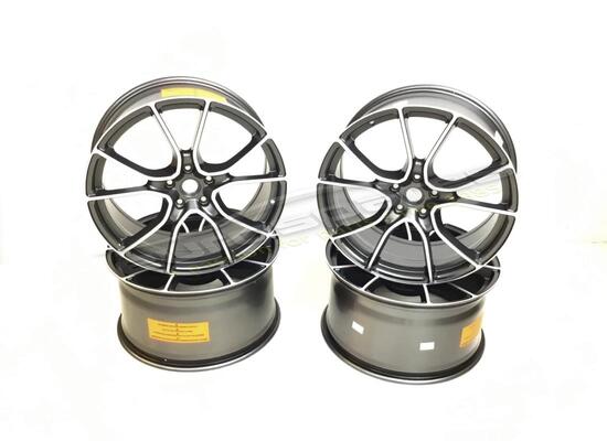 nuovo ferrari set ruote (forgiate multi raggi lucidate a diamante) 20 pollici numero parte 70003879