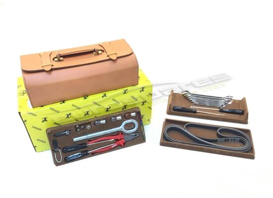 nuovo ferrari codice articolo kit attrezzi completo 166710