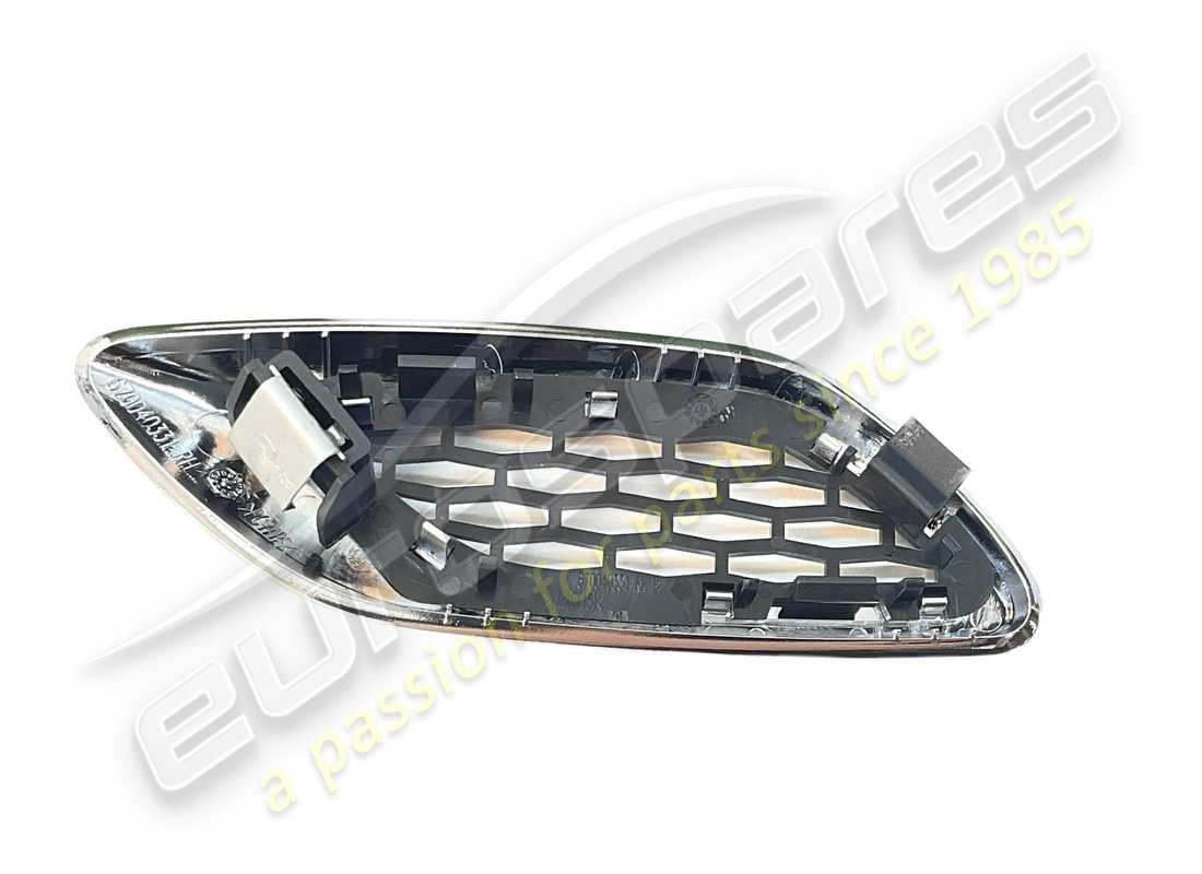 nuova maserati presa d'aria laterale dx. numero parte 670065951 (3)