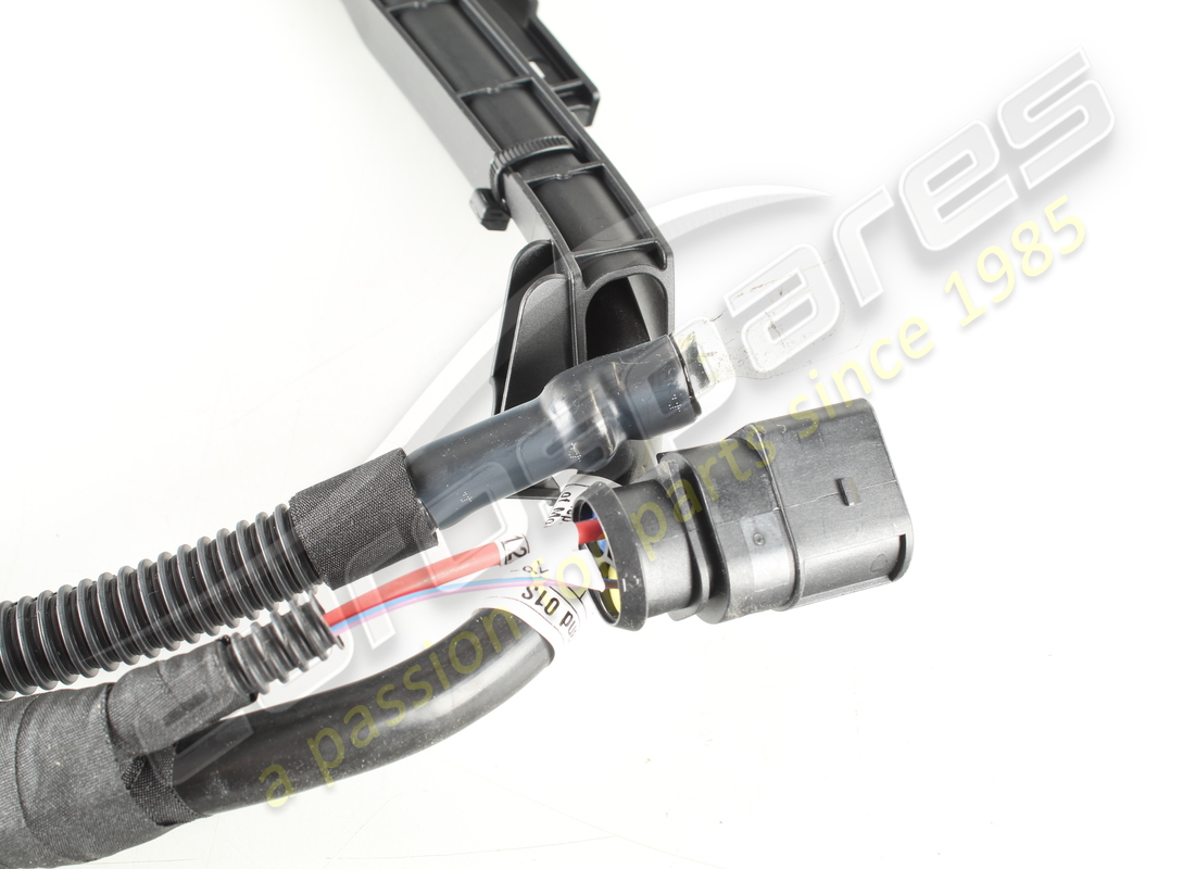 NUOVO LAMBORGHINI SET DI CABLAGGI PER MOTORINO DI AVVIAMENTO E ALTERNATORE CON CAVO DI TERRA. NUMERO PARTE 4M0971228BT (2) nuovo lamborghini set di cablaggi per motorino di avviamento e alternatore con cavo di terra. numero parte 4m0971228bt (2)