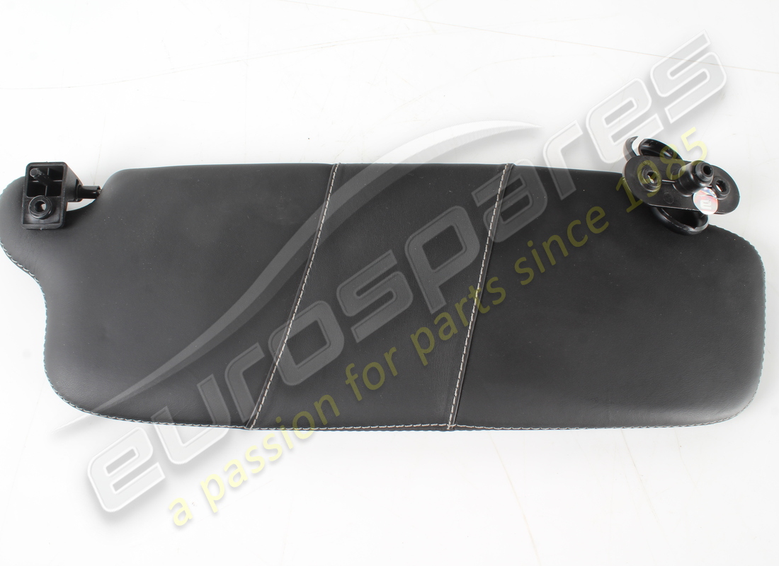 PARASOLE DX USATO Ferrari . NUMERO PARTE 83968512 (1)