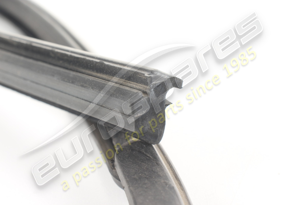 nuovo eurospares gomma per vetro quarter anteriore destro. numero parte 20065009a (2)