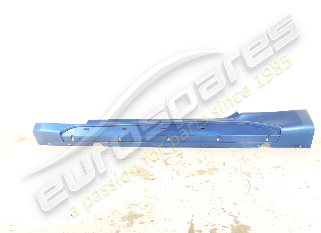 USATO Maserati GONNA LATERALE SX MC LINE . NUMERO PARTE 980145390 (1)