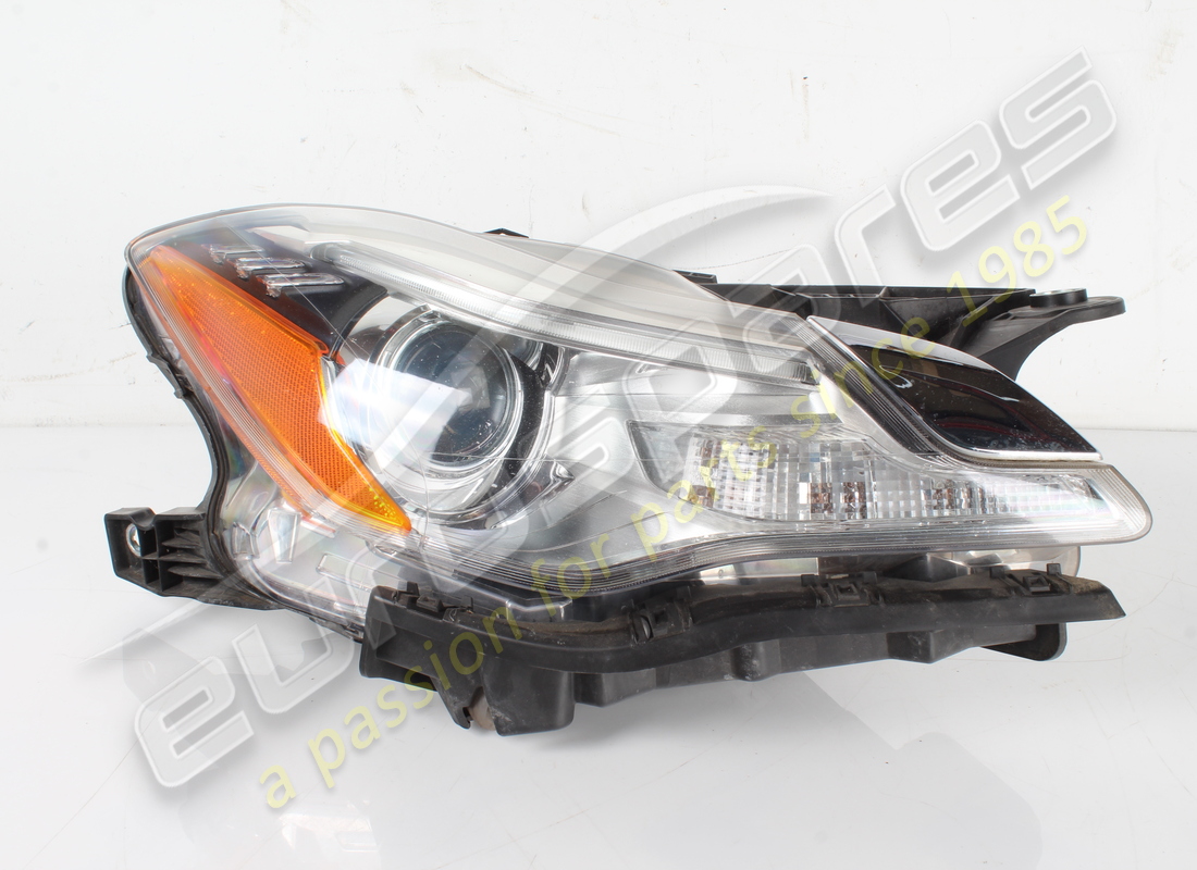 usato maserati faro anteriore destro rhd numero parte 670104196