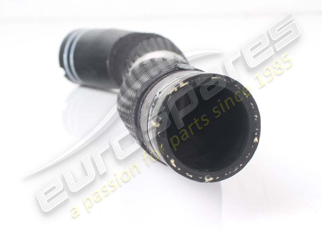 USATO FERRARI MANICOTTO DOPPIO DIAMETRO SX. NUMERO PARTE 983175 (2) usato ferrari manicotto doppio diametro sx. numero parte 983175 (2)