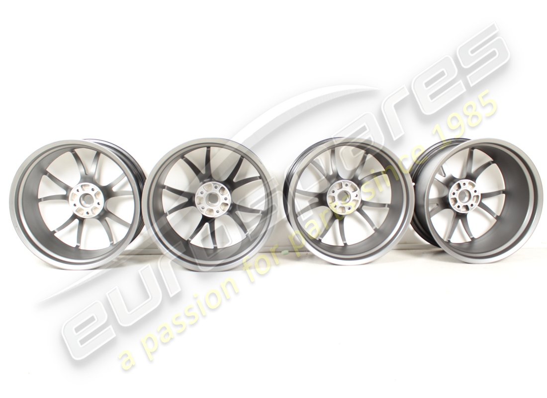 nuovo ferrari set di ruote (grigio corsa forgiato diamante lucidato) 20 pollici con perni. numero parte 70002004 (4)