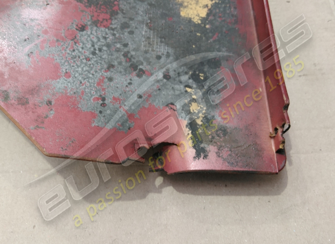 coperchio bilanciere lamborghini danneggiato, destra. numero parte 400853564 (3)