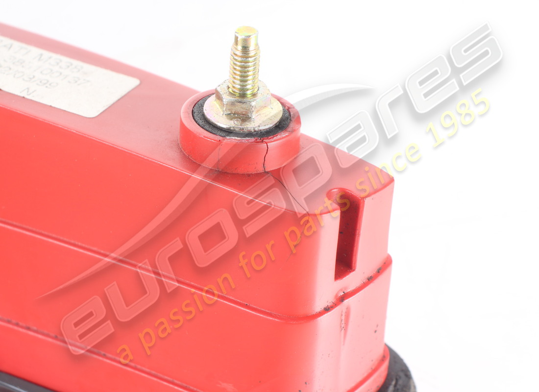 USATO MASERATI FARO POSTERIORE SX CON LED FISSO. NUMERO PARTE 383100137 (4) usato maserati faro posteriore sx con led fisso. numero parte 383100137 (4)