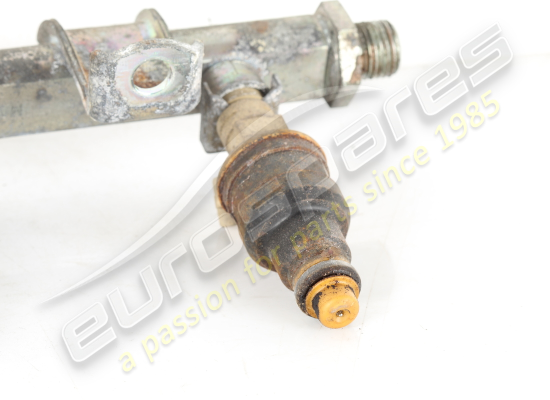 tubo carburante ferrari usato con iniettori completi. numero parte 137326 (3)