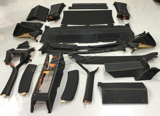 usato ferrari kit rivestimento interno destra codice articolo 80191010