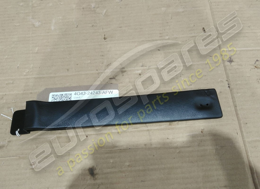 USATO Aston Martin INSERTO ASSEMBLAGGIO DR ANTERIORE A . NUMERO PARTE 4G4324243AFW (1)