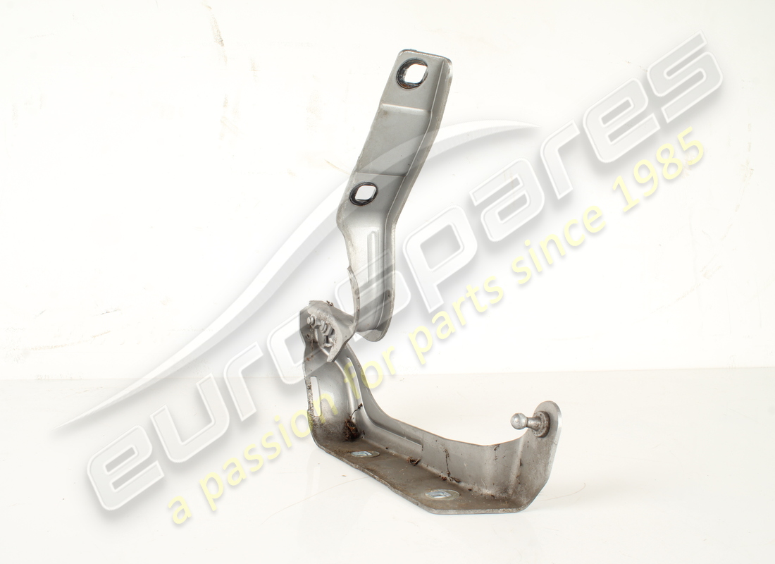 cerniera cofano anteriore usata maserati. numero parte 670001873 (3)