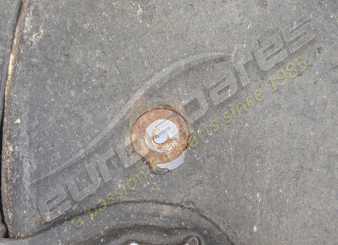 usato ferrari rh gravel guard rhd gtb. numero parte 61859100 (4)