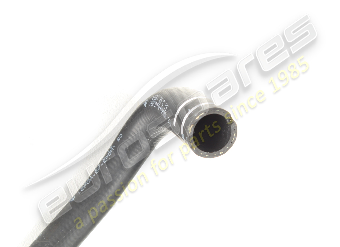 NUOVO MASERATI TUBO DAL RADIATORE SECONDARIO. NUMERO PARTE 670003288 (3) nuovo maserati tubo dal radiatore secondario. numero parte 670003288 (3)