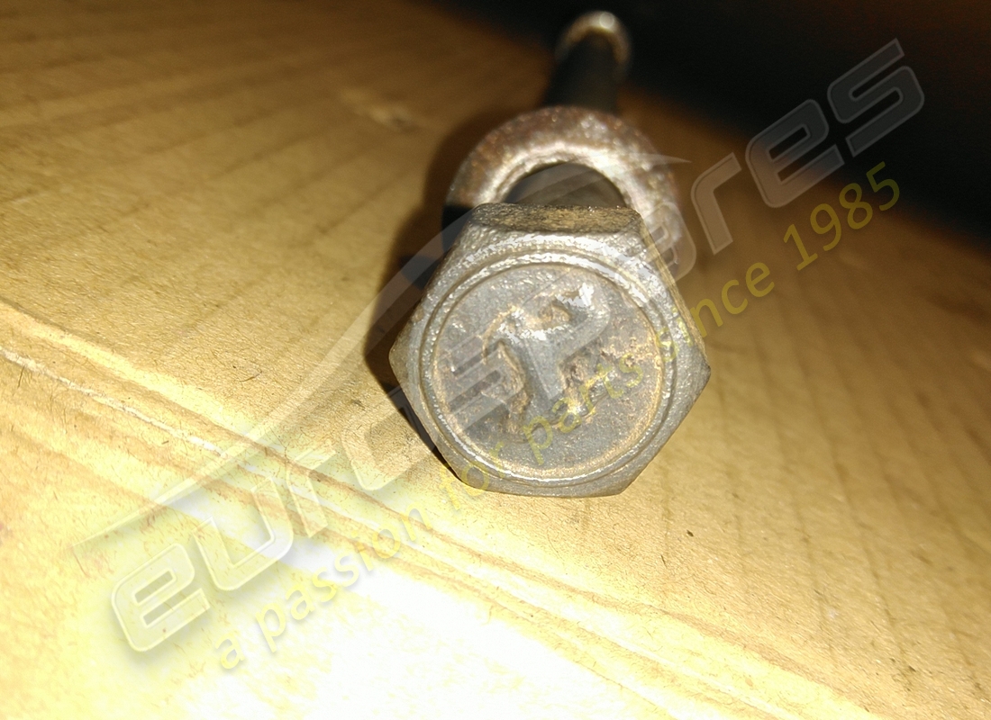 vite ferrari usata. numero parte 128904 (2)